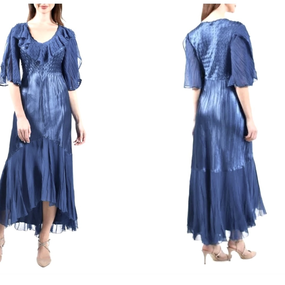 KOMAROV Flutter Sleeve Charmeuse & Chiffon Cocktail Dress Navy size Medium